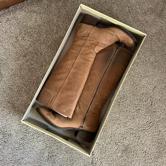 Barely Worn Lucky Brand Hesper Dark Camel Norway boots - Picture 3 of 6